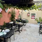Vakantiehuis Self Catering For The Larger Group