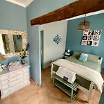 בית נופש Self Catering For The Larger Group
